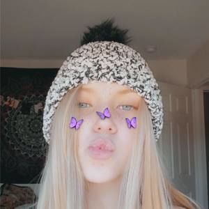 Meet your Posher, Elli